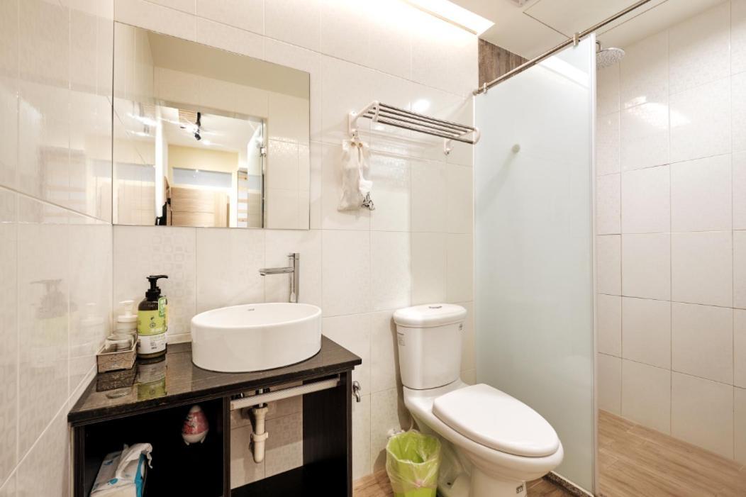 小黑琵416輕旅 Little Happy Hostel Tainan Dış mekan fotoğraf