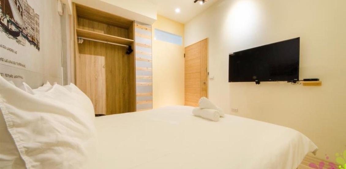 小黑琵416輕旅 Little Happy Hostel Tainan Dış mekan fotoğraf