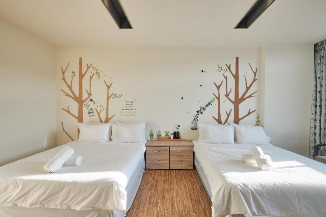 小黑琵416輕旅 Little Happy Hostel Tainan Dış mekan fotoğraf