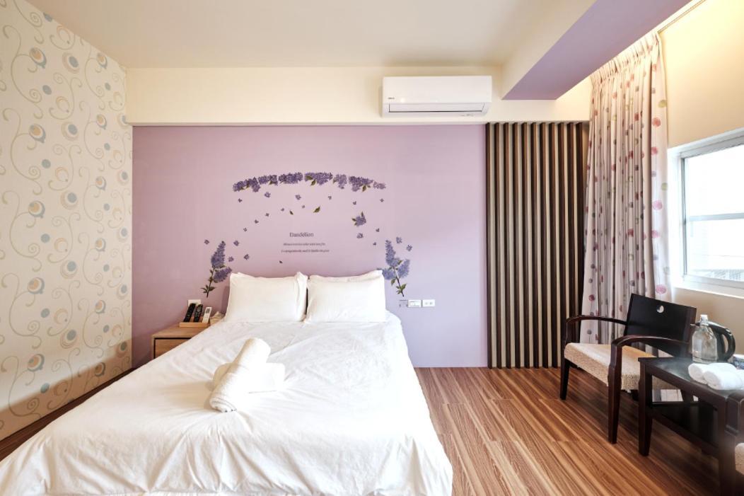 小黑琵416輕旅 Little Happy Hostel Tainan Dış mekan fotoğraf