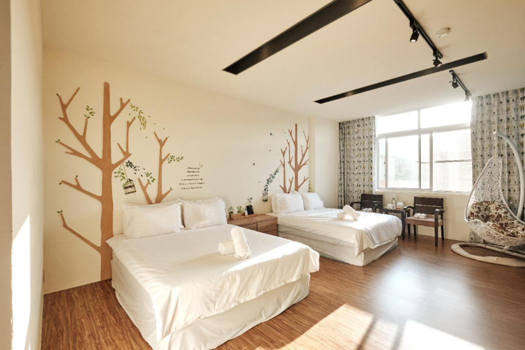 小黑琵416輕旅 Little Happy Hostel Tainan Dış mekan fotoğraf