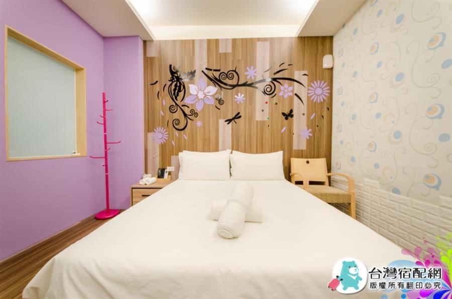 小黑琵416輕旅 Little Happy Hostel Tainan Dış mekan fotoğraf